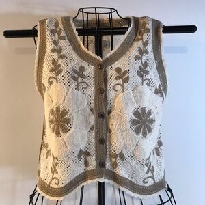 NWT Fore Napatree Knit Floral Cardigan Sleeveless Sweater Vest Size M